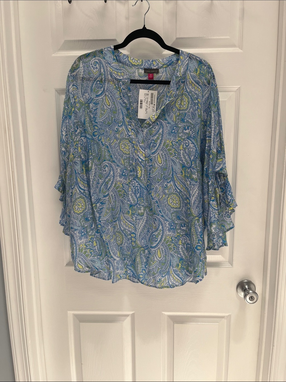 Vince Camuto Blue Paisley V-Neck Ruffle Sleeve Blouse